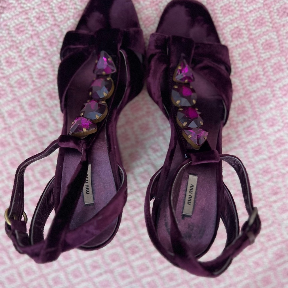 Miu Miu purple velvet high heels. Size 41 or same as 10 1/2 or 11. With 4 💎 gem